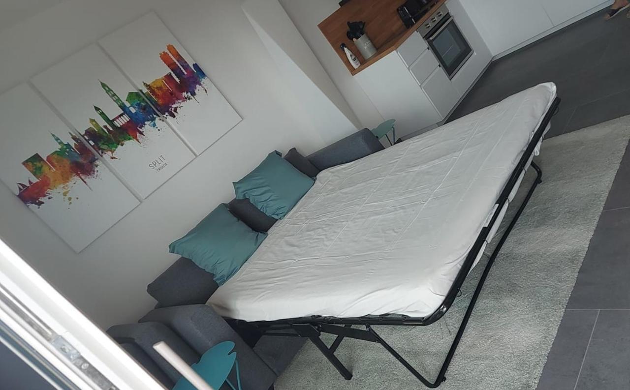 טרוגיר Luxury Apartment- Balcony- Private Rooftop And Jacuzzi- Common Pool מראה חיצוני תמונה